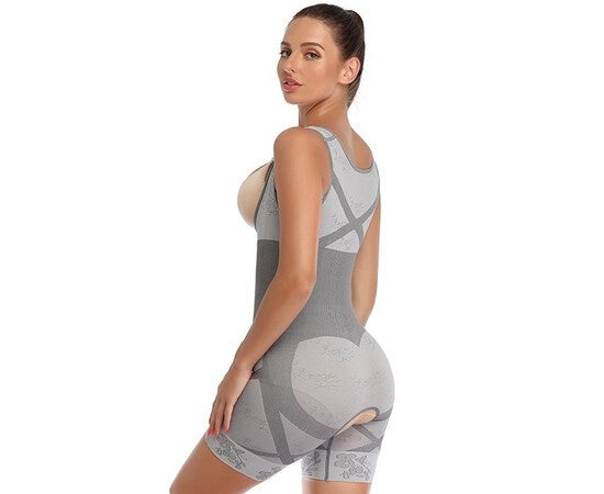 Costum modelator zilnic